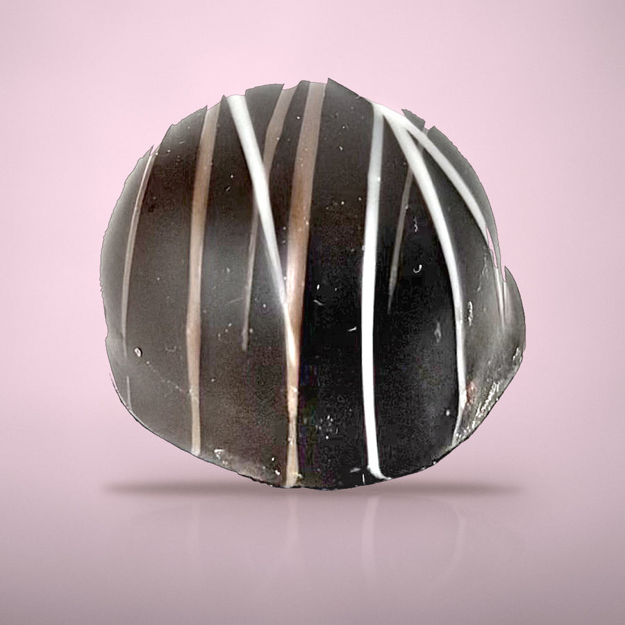 Bonbon caramel rond van By Deem Chocolaterie