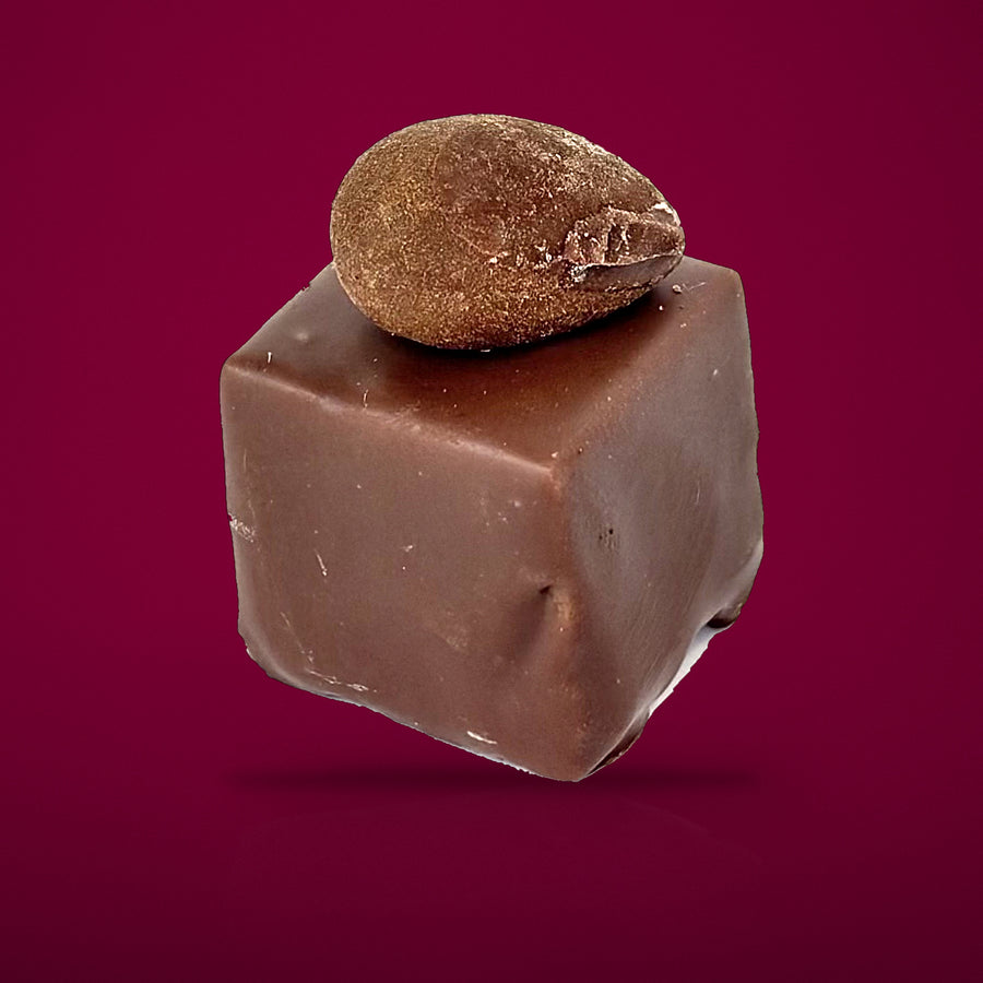 Bonbon kaneel van By Deem Chocolaterie