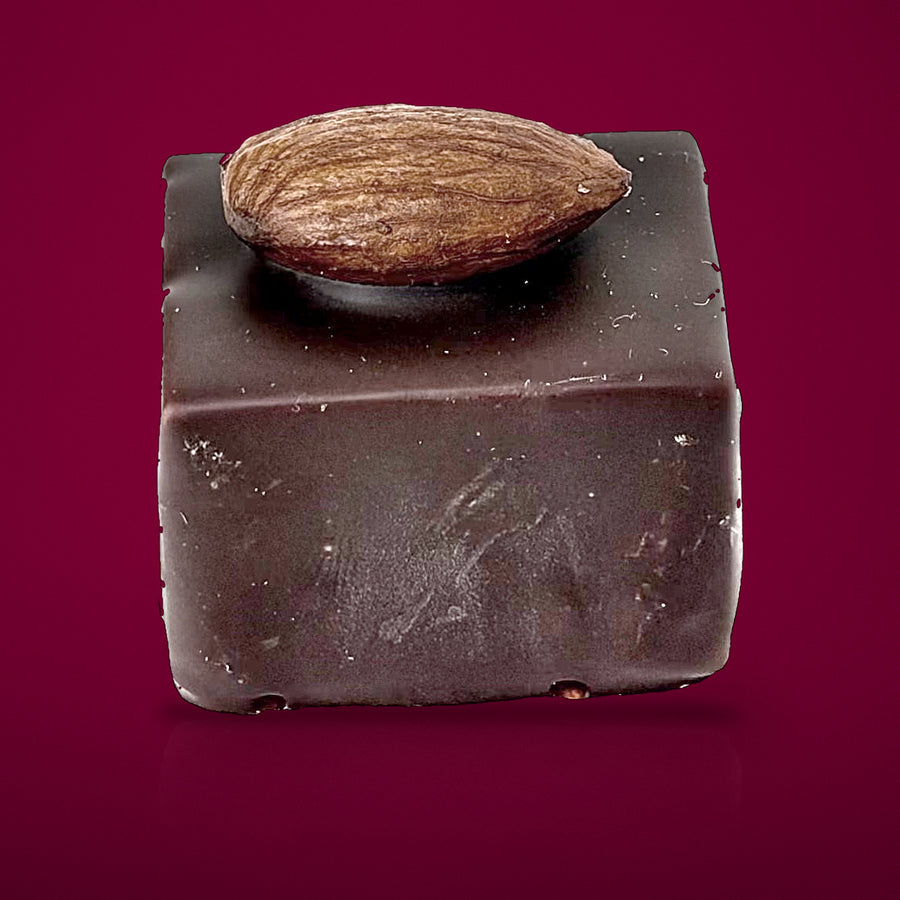 Bonbon noten likeur van By Deem Chocolaterie