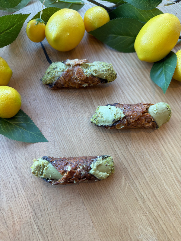 Cannoli pistache