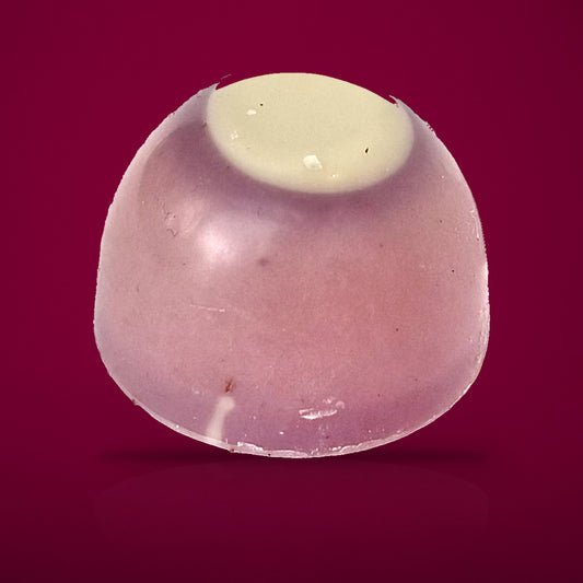 Bonbon limoncello yoghurt van By Deem Chocolaterie