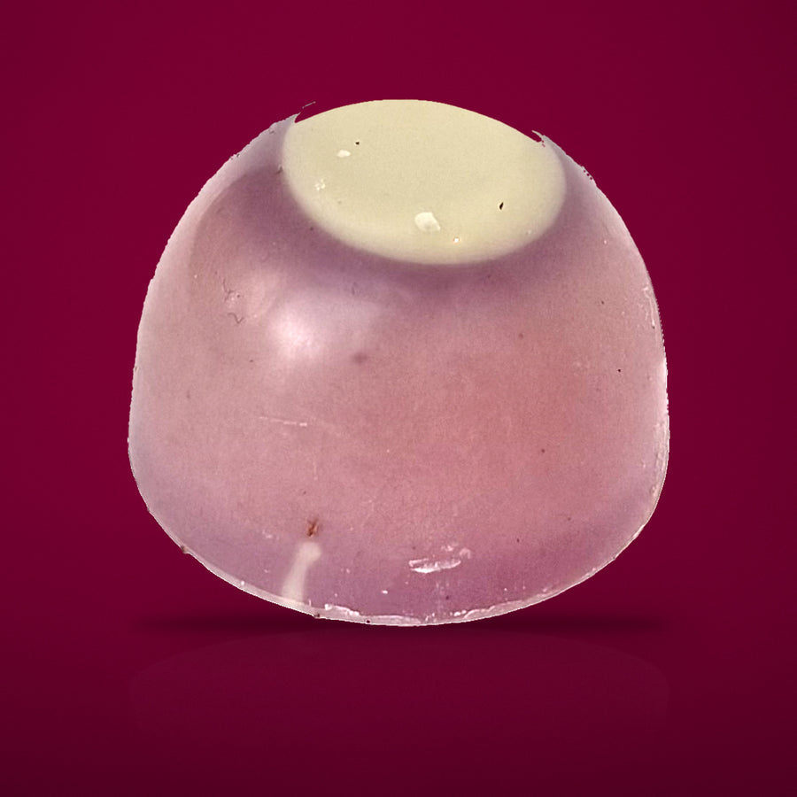 Bonbon limoncello yoghurt van By Deem Chocolaterie