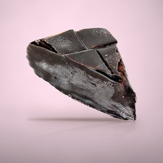 Bonbon marsepein van By Deem Chocolaterie