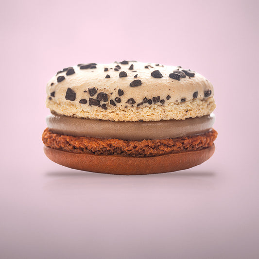 Macaron bueno chocolate van By Deem Chocolaterie