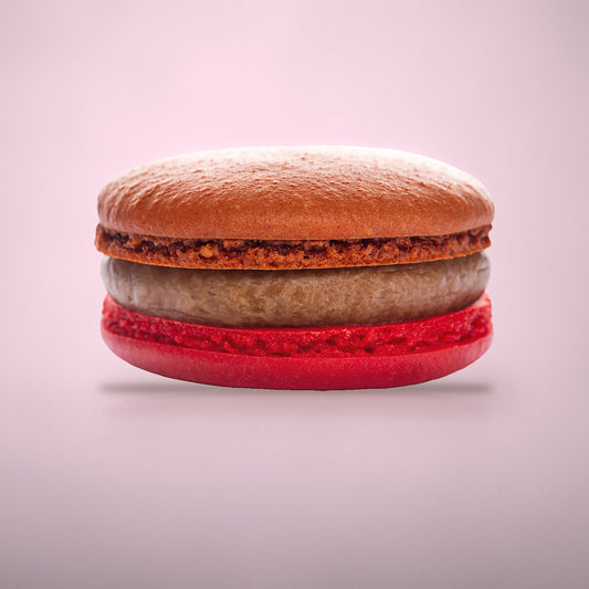 Macaron snickers van By Deem Chocolaterie